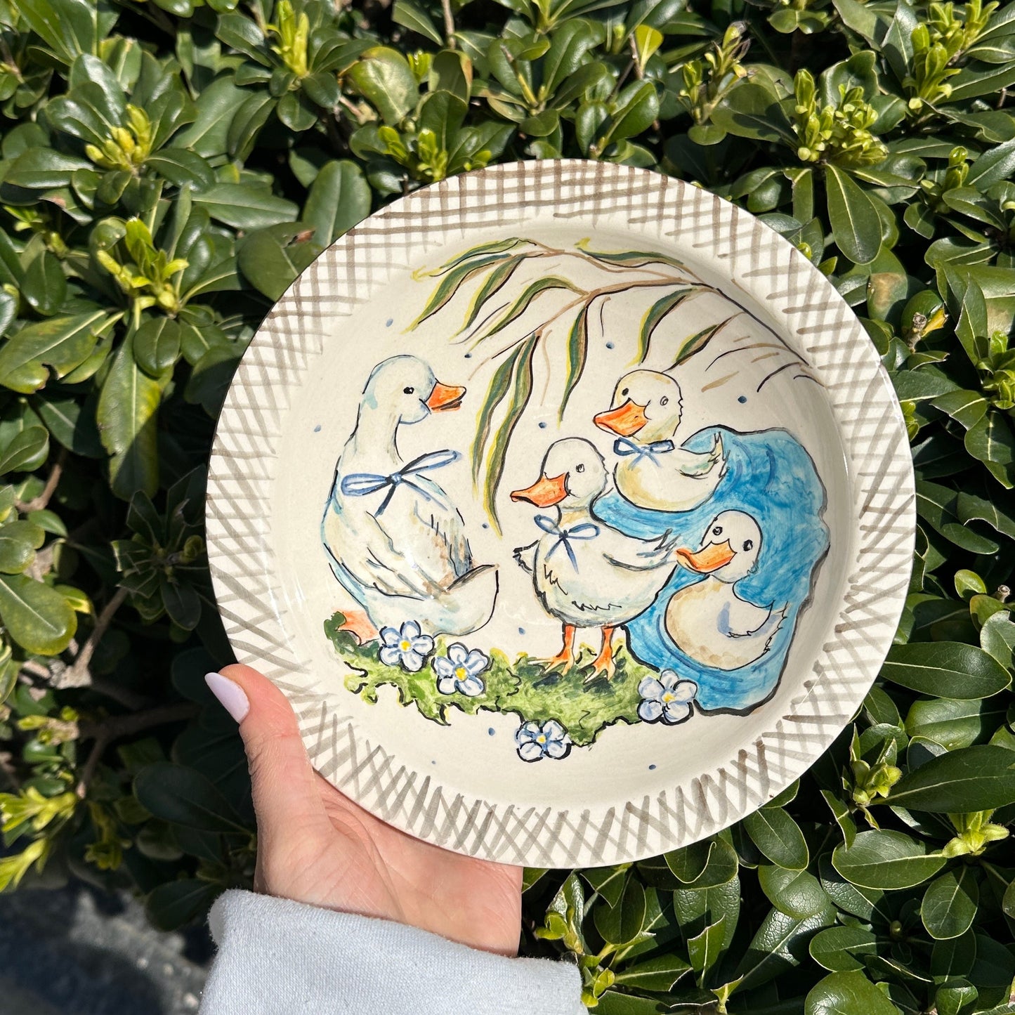 Goose detailed ceramic plate