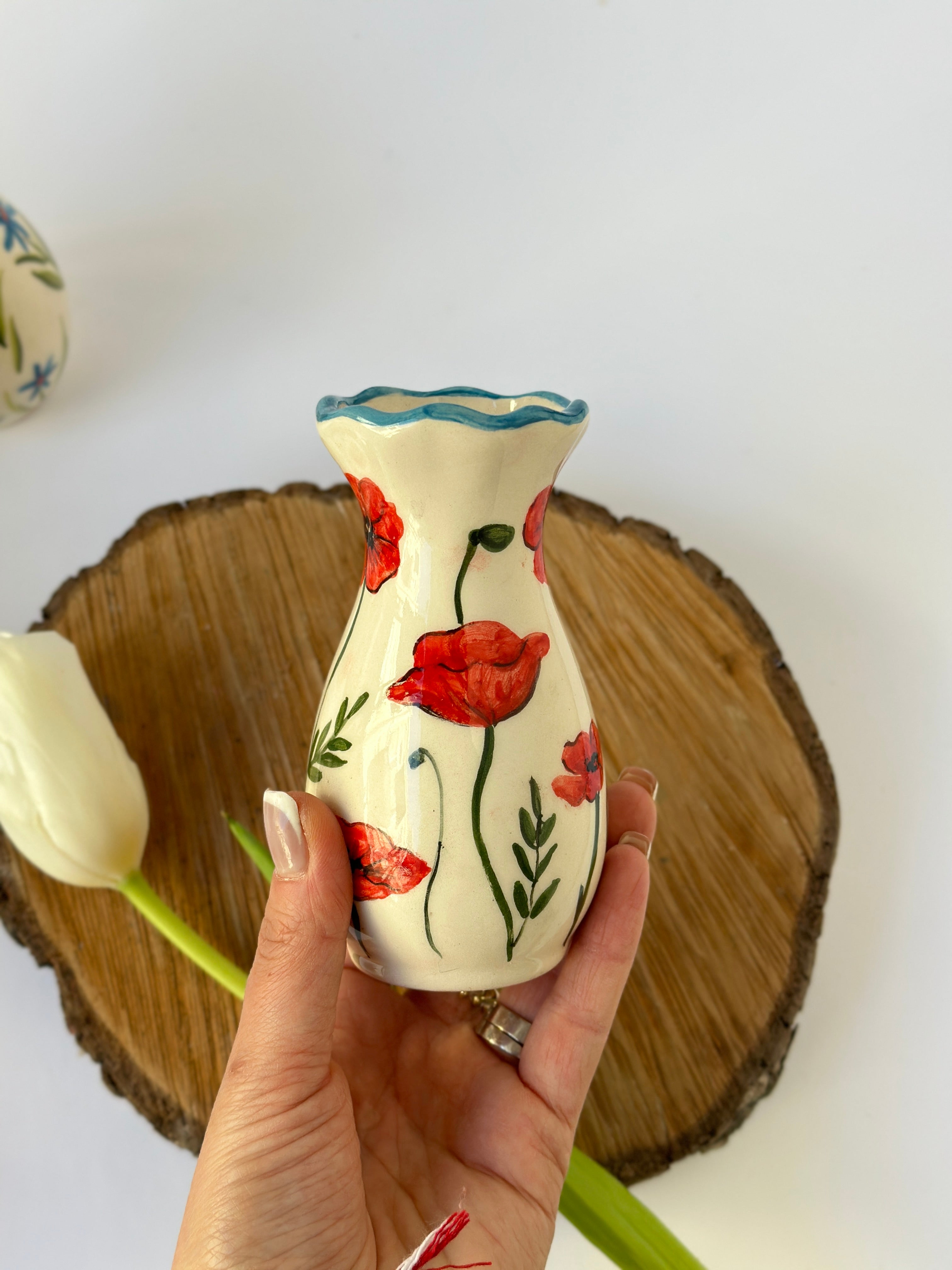 Handmade mini vase 11sm