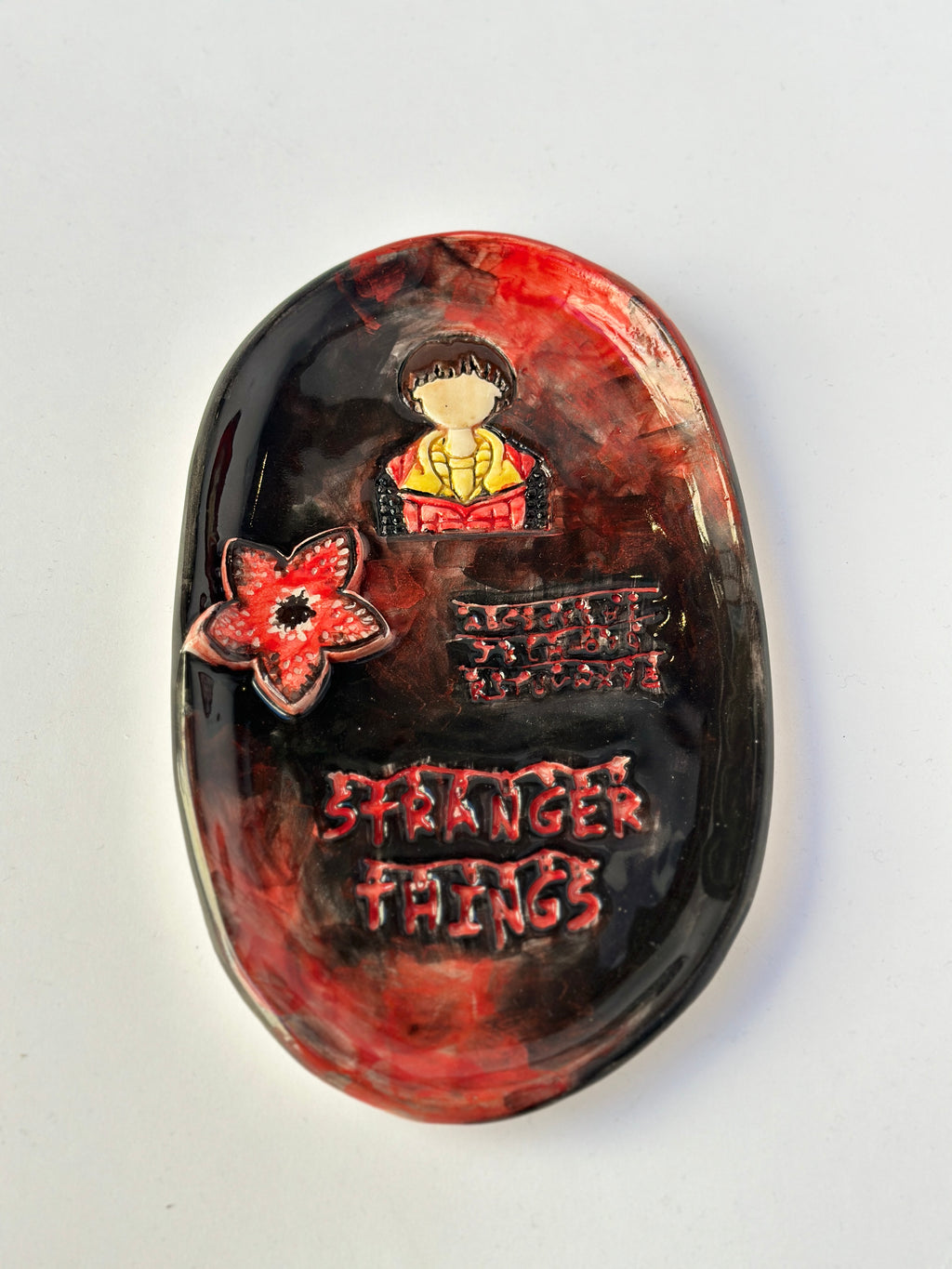 Stranger things “Well” handmade plate