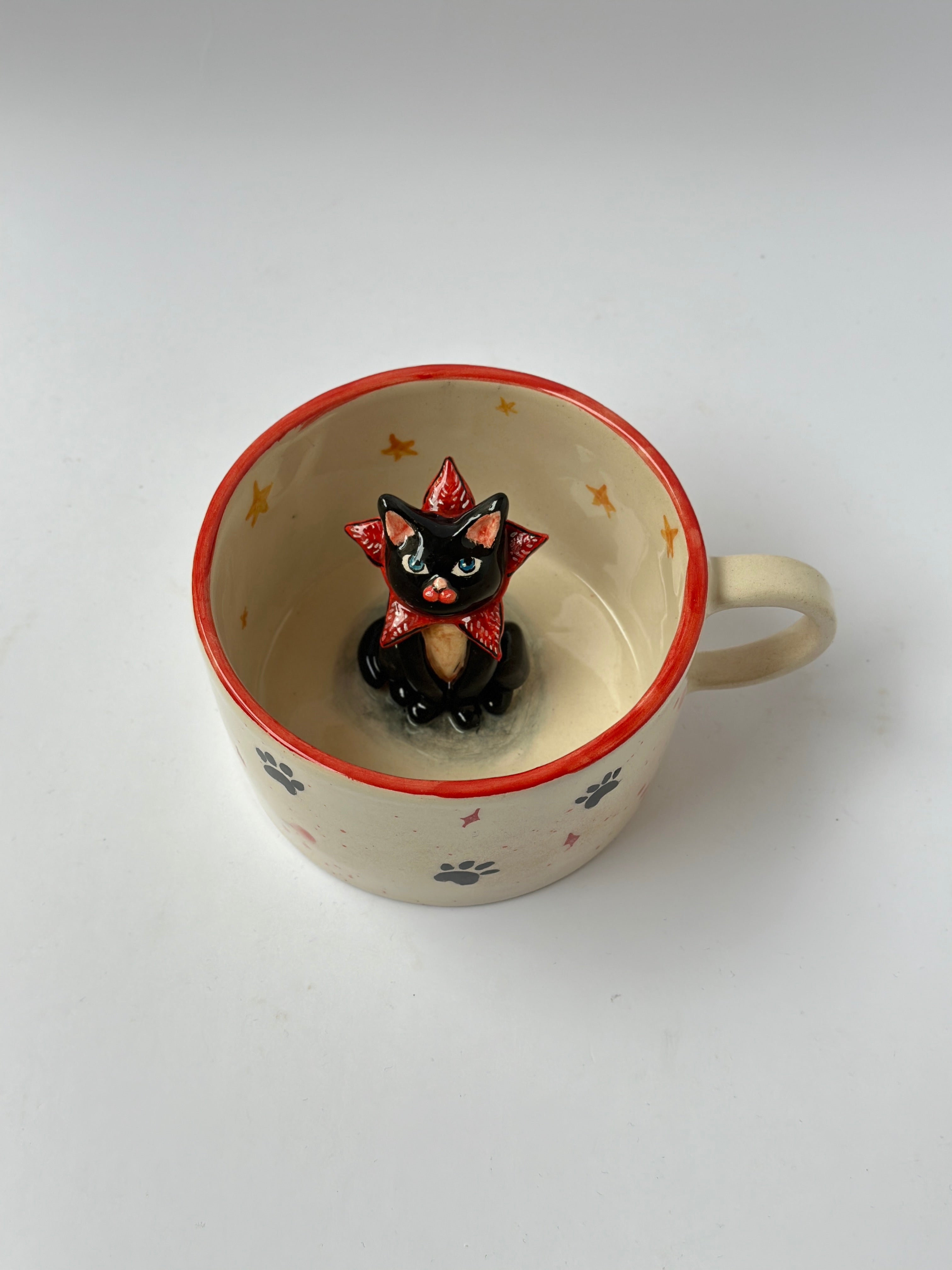 Cat handmade mug 🐈‍⬛ (well-behaved cat)