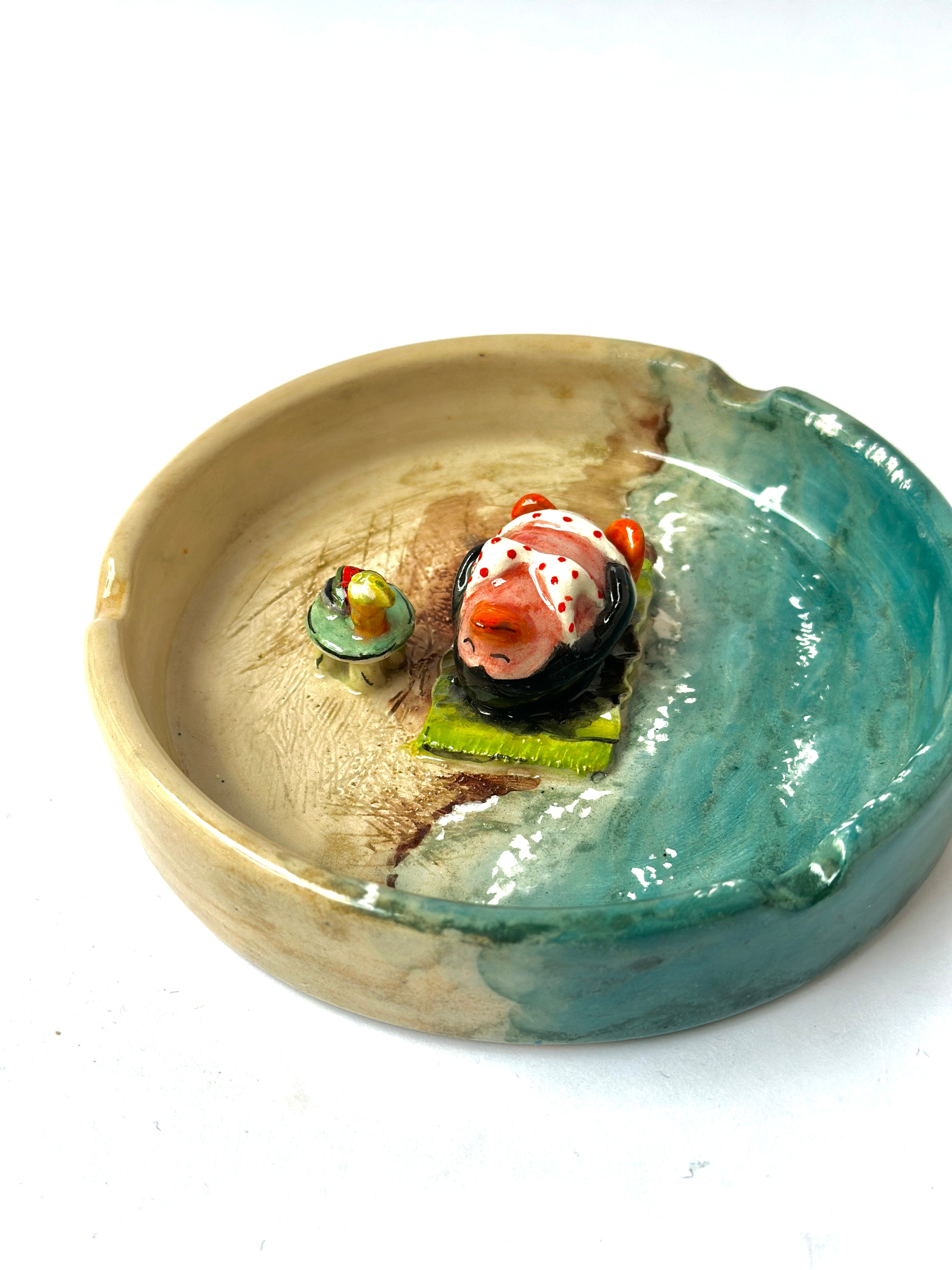Penguen ashtray handmade