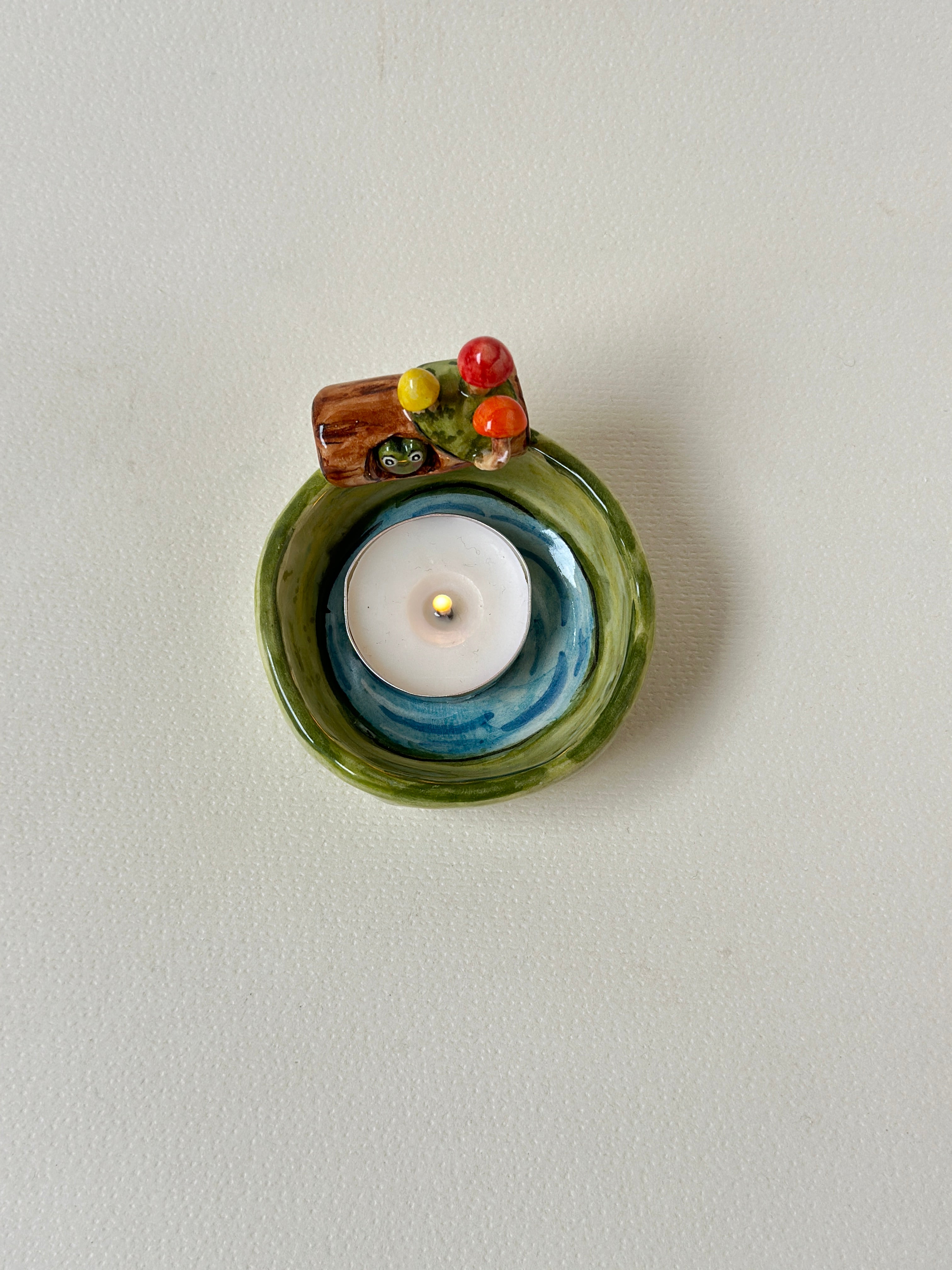 Frog handmade candle holder