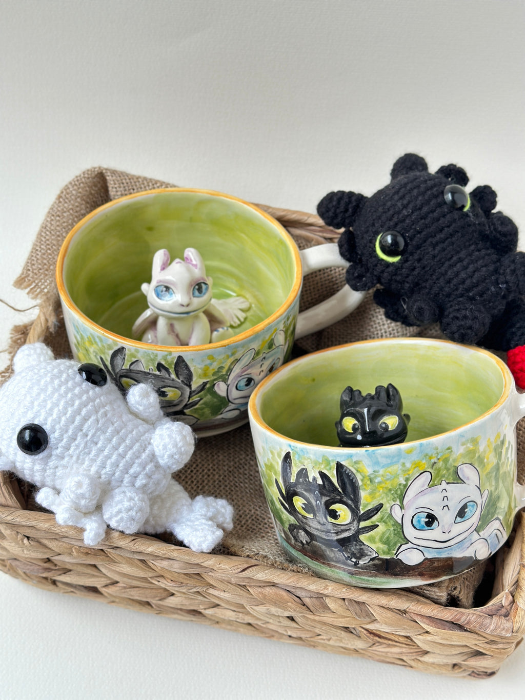 How to Train Your Dragon mugs and keychains