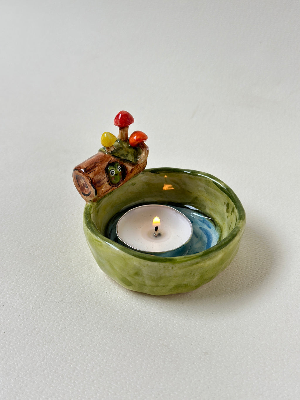Frog handmade candle holder
