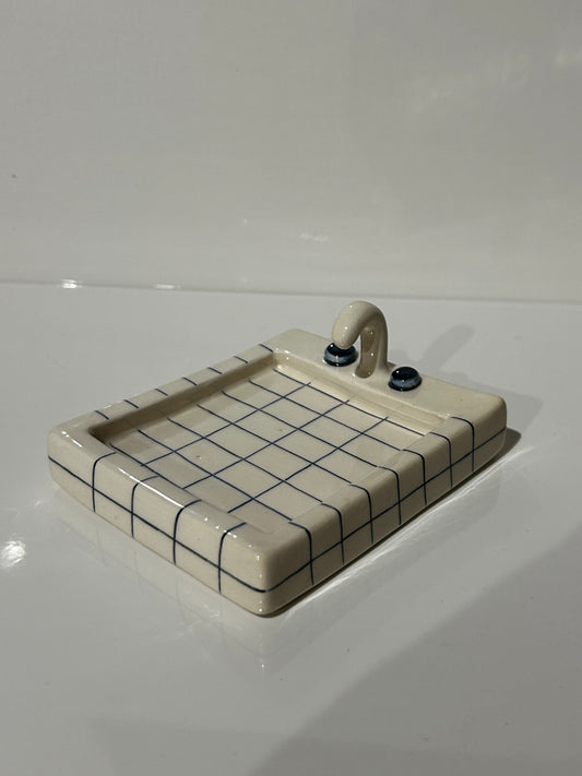 Decorative organizer