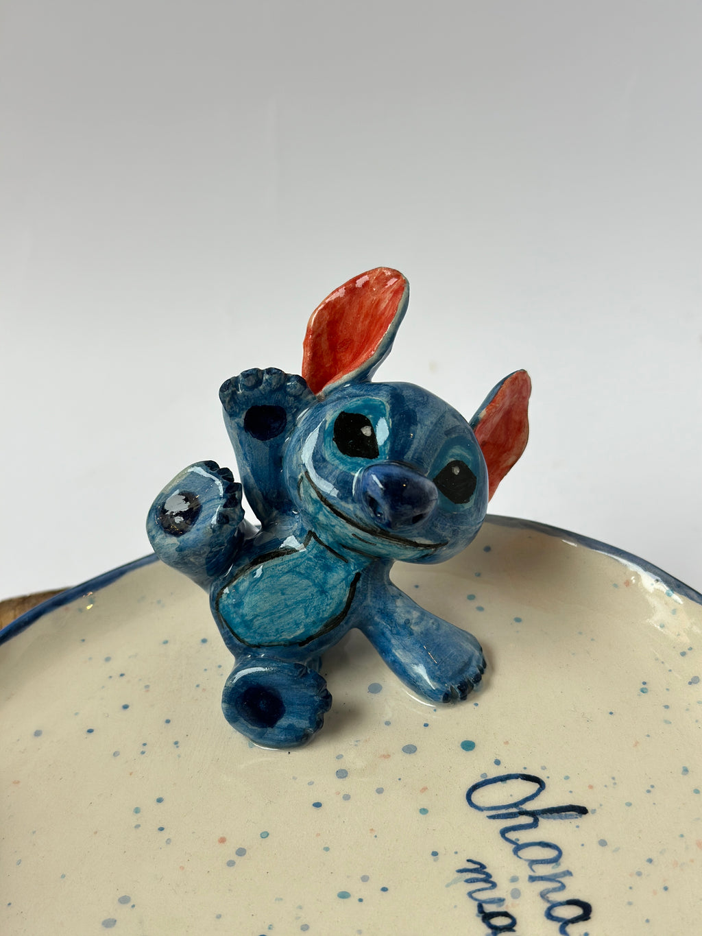 Stitch handmade plate