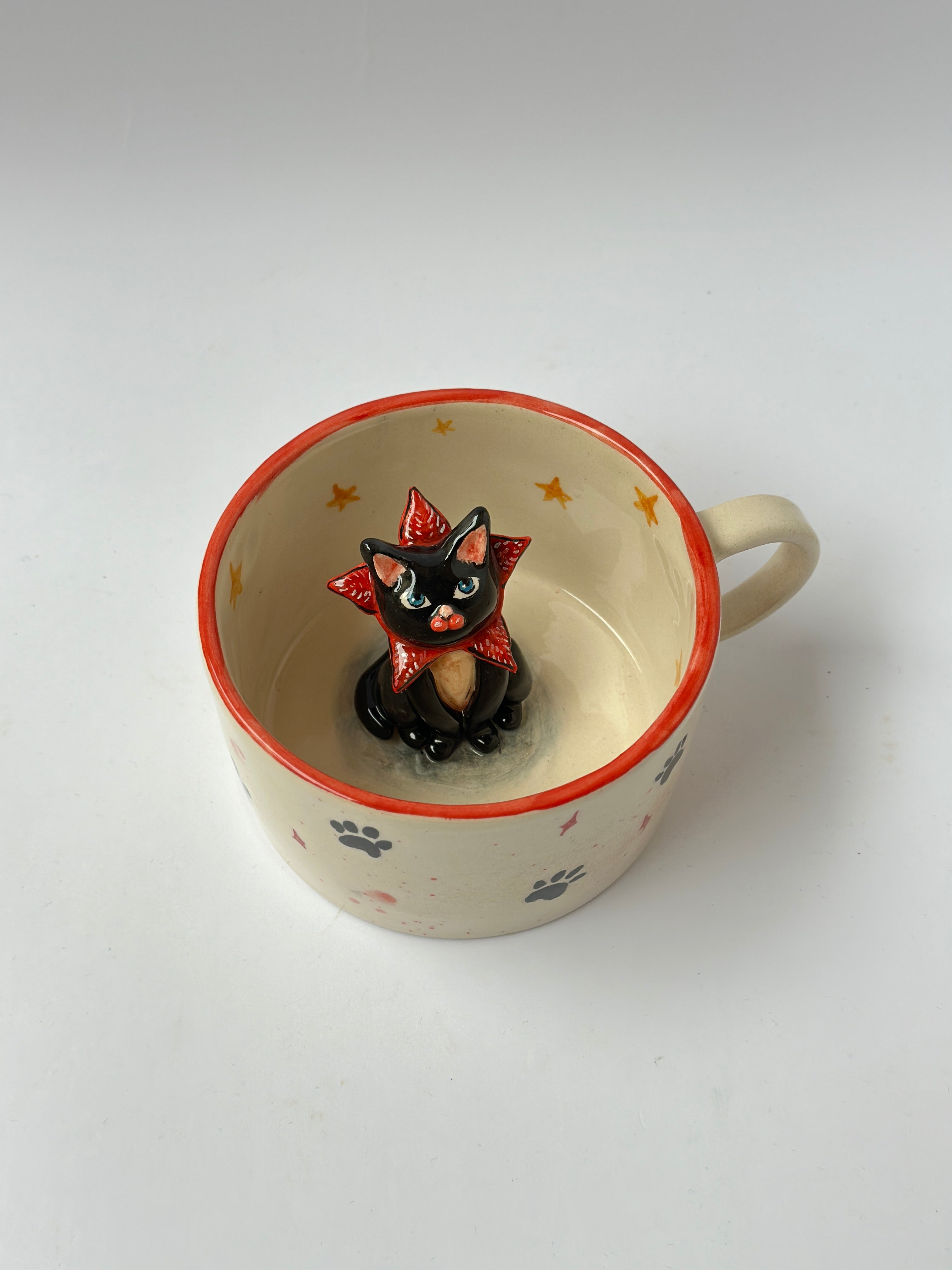Cat handmade mug 🐈‍⬛ (well-behaved cat)